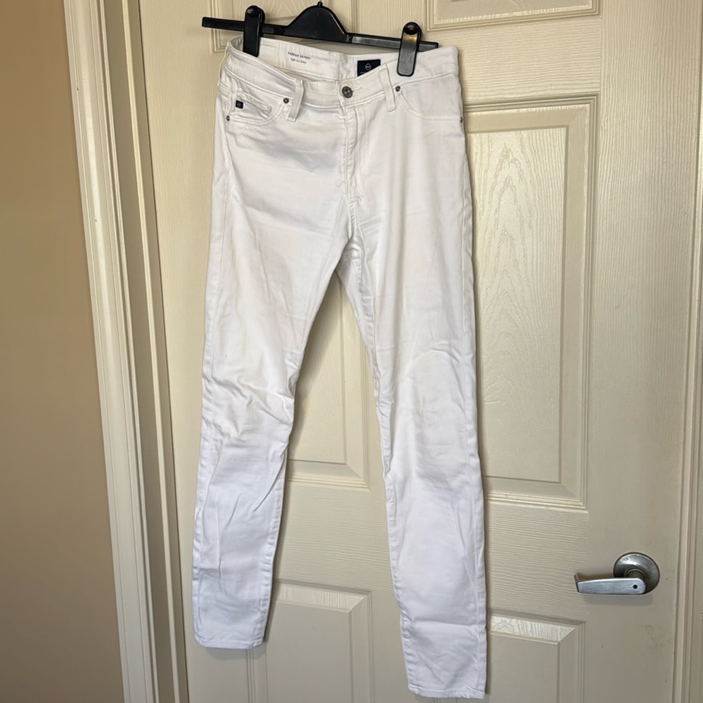 Farrah skinny high rise skinny white stretchy jeans